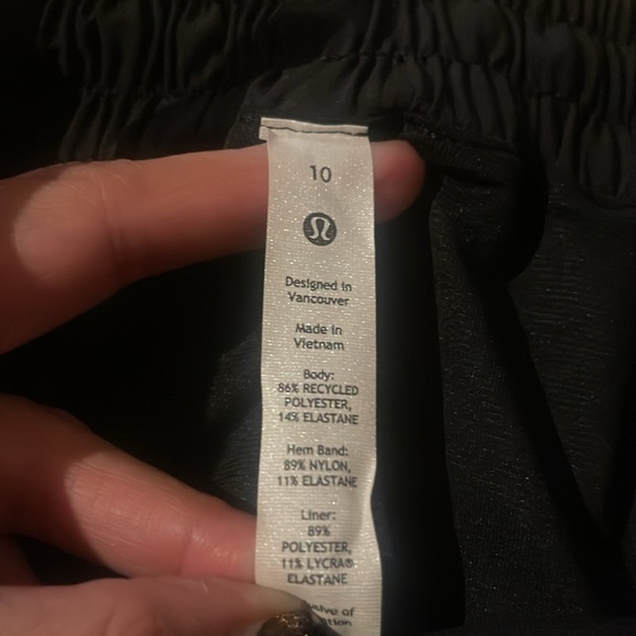 RnR marathon series Lulu shorts - Picture 4 of 5